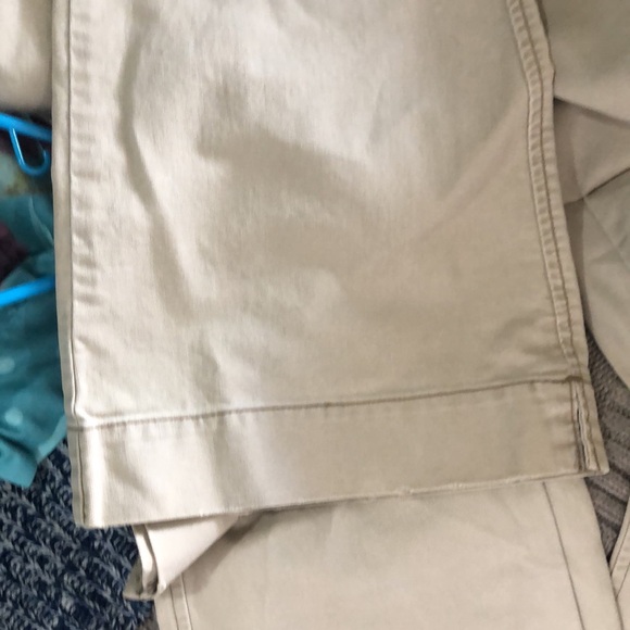 Maurice’s women’s size 7/8 khaki pants - Picture 5 of 5